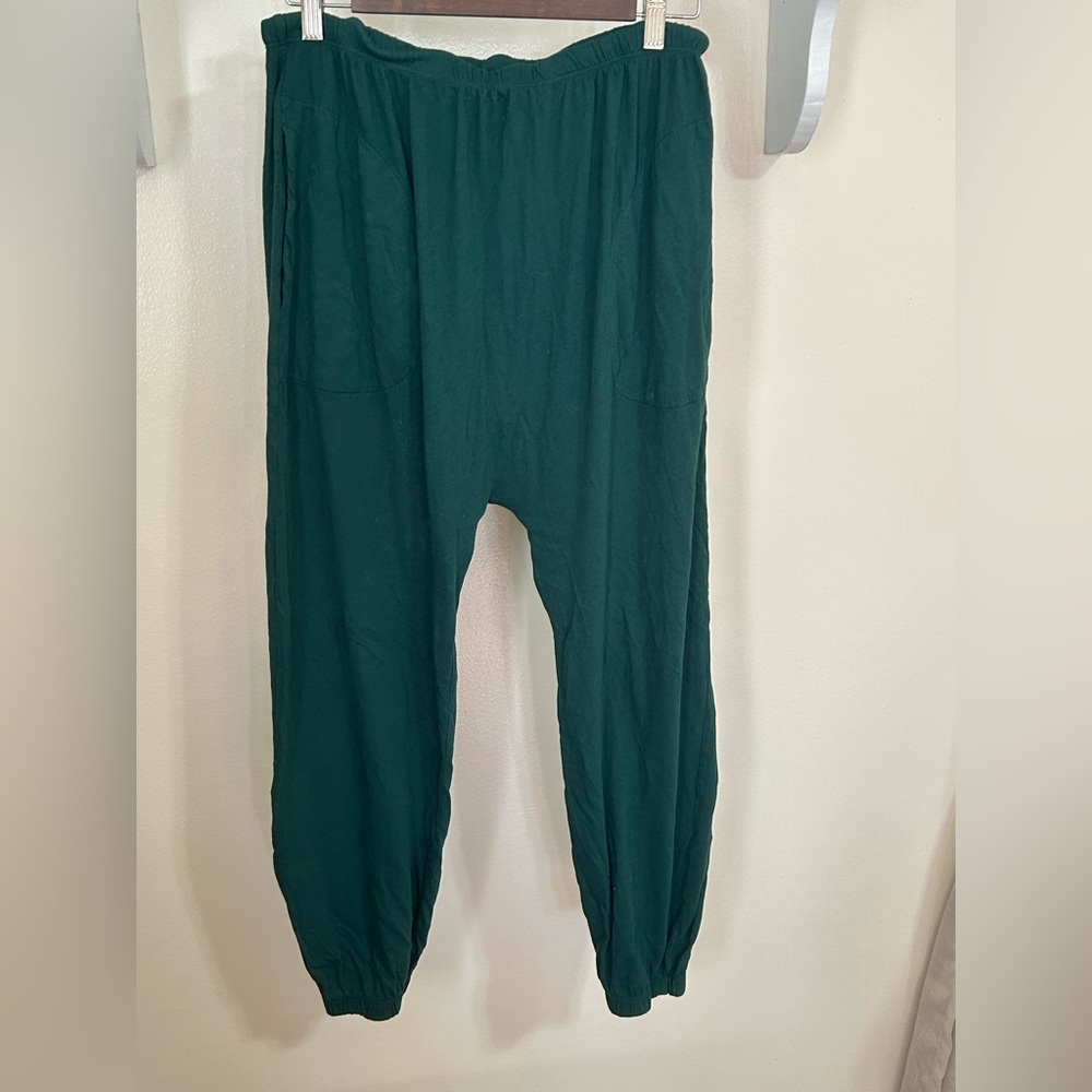 THE GREAT. Jersey joggers